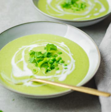 creamy green pea vegan soup